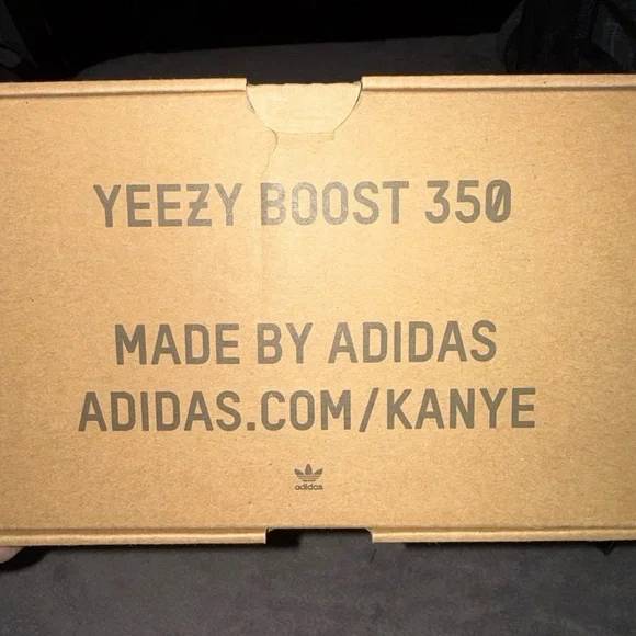 AUTHENTIC Adidas Yeezy Boost 350 V2 Beluga 2.0 - Picture 11 of 11